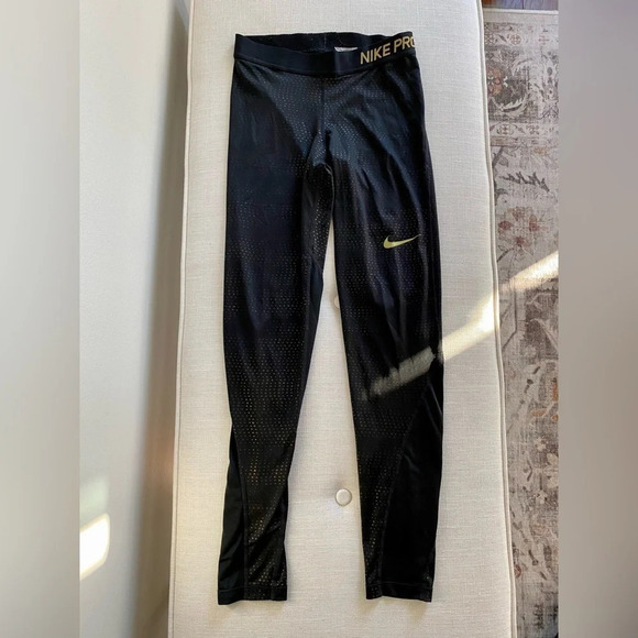 Nike Pro Black & Gold Metallic Dotted Leggings Size Small - Picture 5 of 13